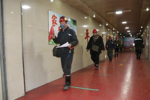 双阳执旗 双阳执旗